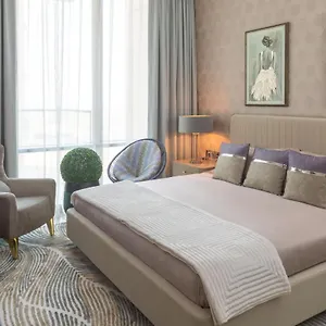 https://royal-club-by-rvhr-noora-tower-al-habtoor-city-business-bay.dubaihotelsoffers.com