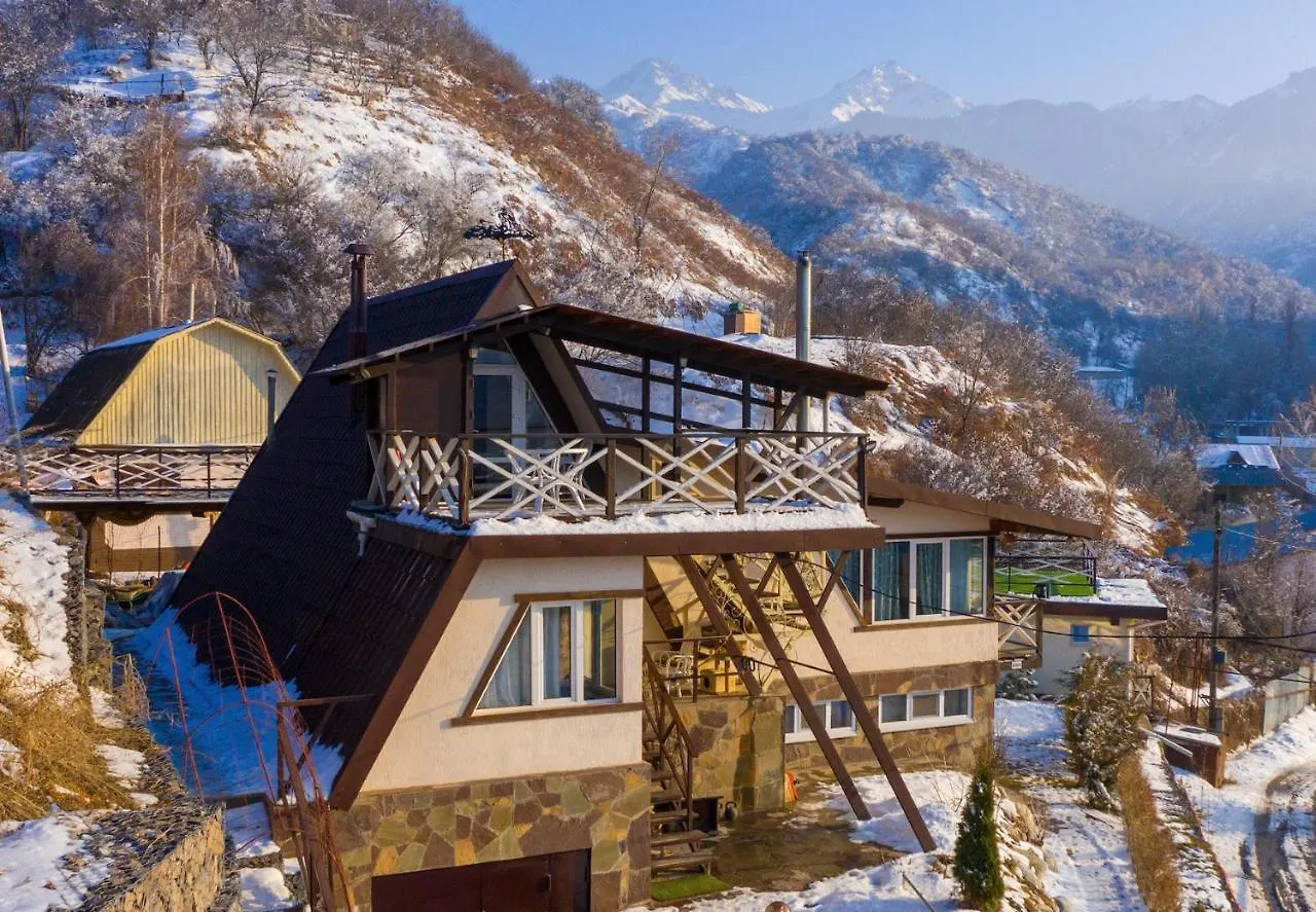 Dobri Dom Villa Almaty Chalet